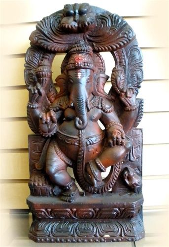 Your lord Ganesha is from Madurai South India, handcrafted in a 