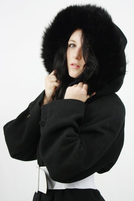 SALE Vtg 80s Blk Wool FOX TAIL FUR Princess DETACHABLE HOOD Coat 