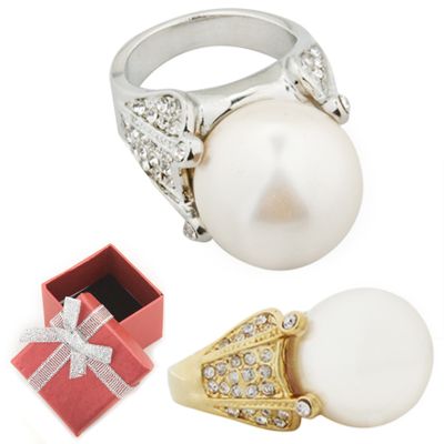 15mm Man Made Pearl Cocktail Ring in Size 6 7 8 or 9  