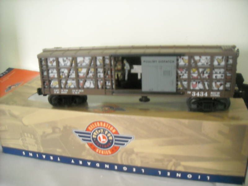 LIONEL PWC #19867 POULTRY DISPATCH OPERATING CAR  