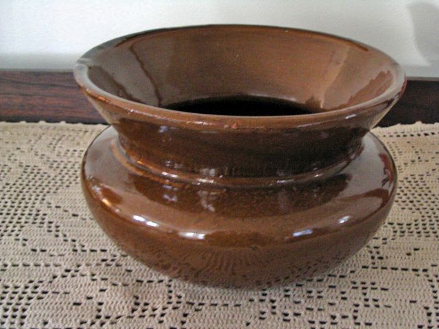 Vintage Pottery Spittoon Unknown Maker Unmarked  