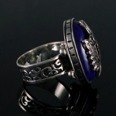 Vampire Diaries Damon Salvatore Protection Crest Ring  