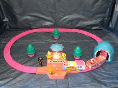 Tomy Tomica Thomas Trackmaster HELLO KITTY Train Set  