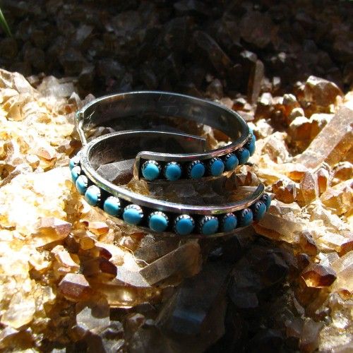 Zuni Lois Tzuni Sleeping Beauty Turquoise Hoop Earrings  