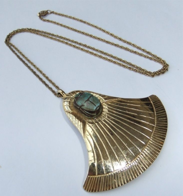 VINTAGE HAUTE COUTURE CADORO EGYPTIAN REVIVAL SCARAB PENDANT NECKLACE 