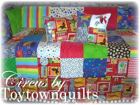 Circus Animal Zoo Chenille baby crib quilt bedding  