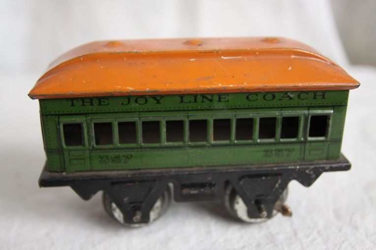   VTG TRAIN MARX #357 THE JOY LINE COACH PREWAR TINPLATE PASSENGER CAR