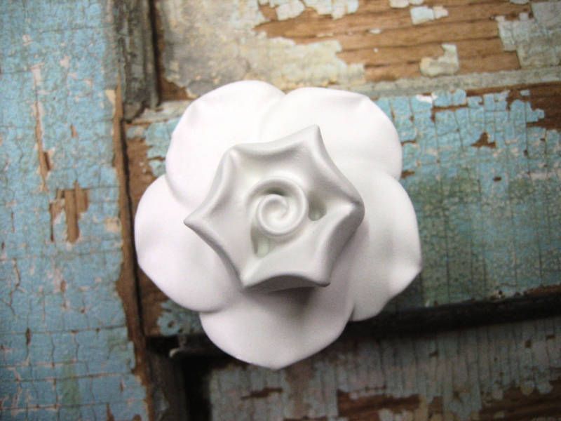 SHABBY N CHIC FURNITURE KNOBS * do it yourself Chic  