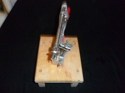 Pampered Chef Apple Peeler/Corer/Slicer with Stand  