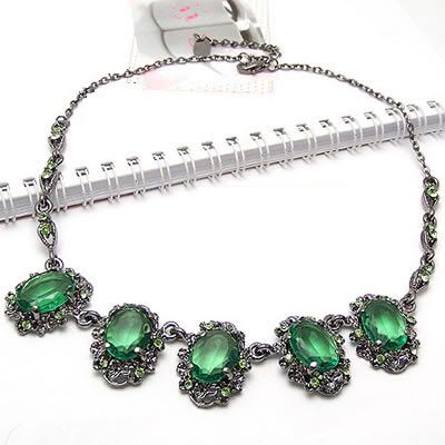 GORGEOUS GREEN ANTIQUE SILVER FASHION WOMENS NECKLACE  