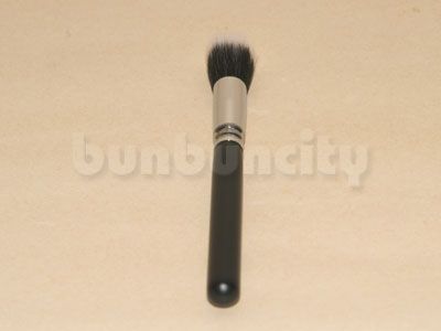 Duo Fibre Flat Top Face Brush (No. 02) GOAT & Synthetic  