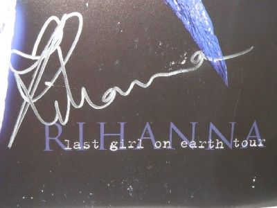 SIGNED/AUTOGRAPHED Rihanna Concert Program  