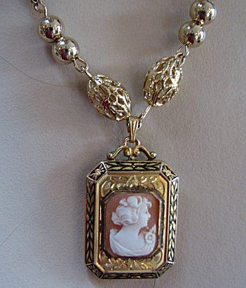 VINTAGE, ART DECO, g.f.CAMEO LOCKET outstanding MUST C  