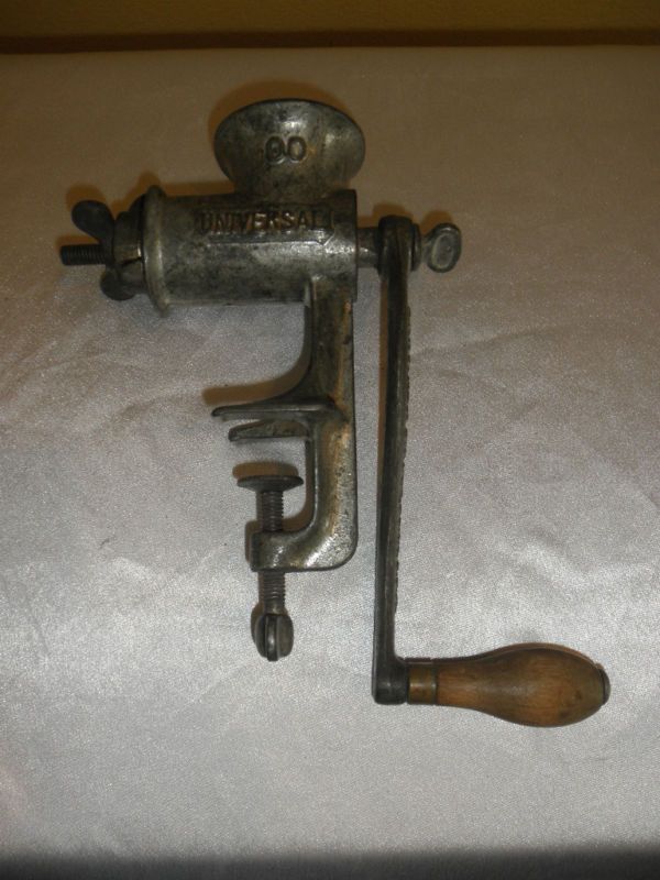 Landers Frary & Clark Food Meat Grinder Mill No 00 LF&C  