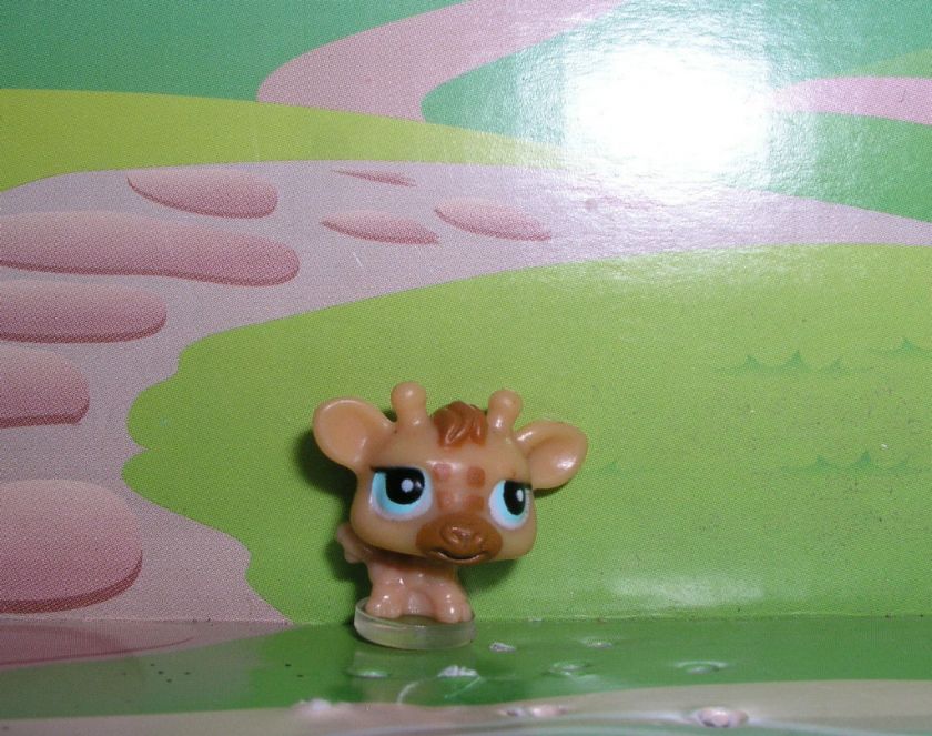 Littlest pet shop New Teeniest Teensies baby giraffe T3  