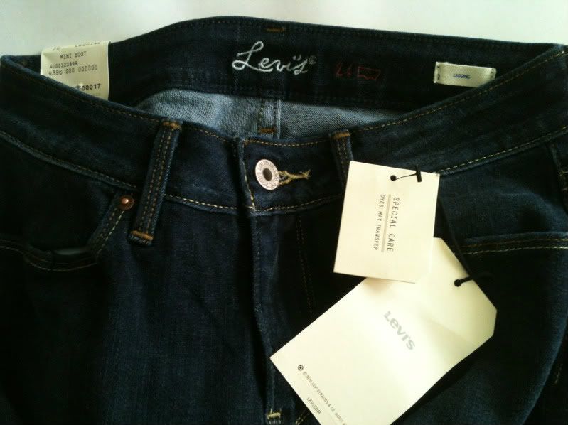 NWT 100% AUTHENTIC LEVIS WOMENS MINI BOOT LEGGING 052176271852  