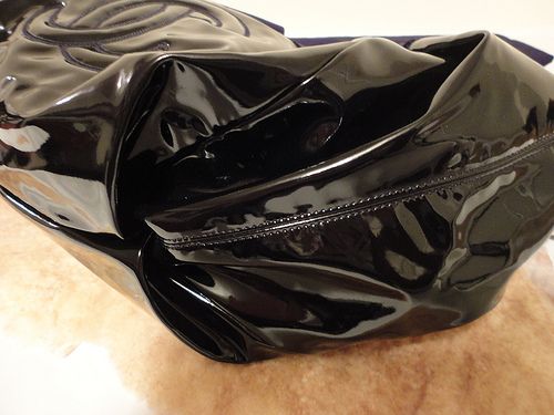   100% Authentic CHANEL VINYL CABAS BLACK SPIRIT PATENT TOTE BAG HANDBAG