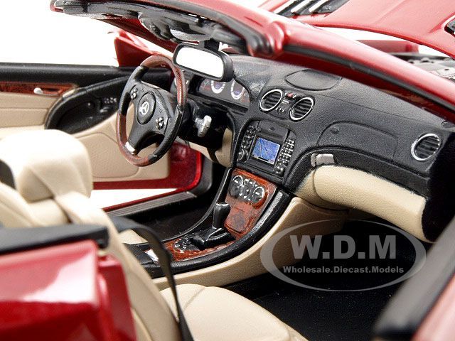 2010 2011 MERCEDES SL 550 CONVERTIBLE DARK RED 1/18  