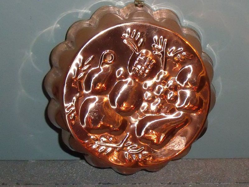 VINTAGE COPPER JELLO MOLD COPRAL FRUIT BASKET/ BOWL  