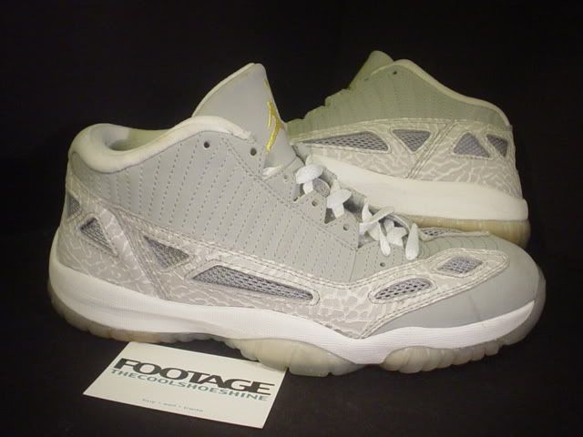 2007 Nike Air Jordan XI 11 Retro Low COOL GREY SILVER ZEST YELLOW 