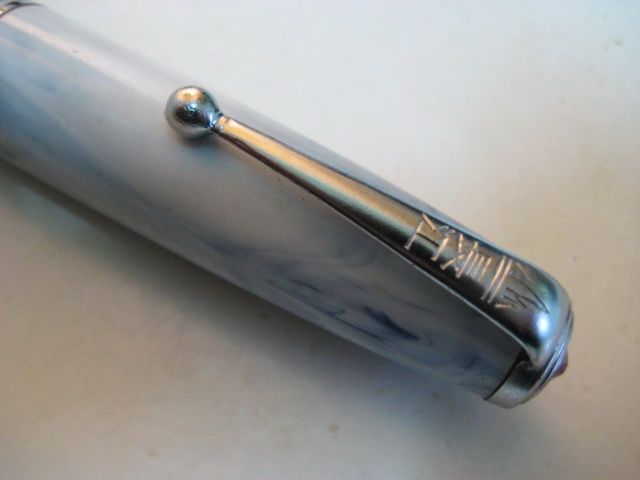 Collectable Vintage Applied Art Writing Fountain Pen  