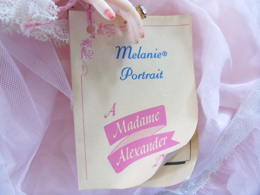 Vintage Madame Alexander Melanie Portrait 21 Cissy Doll + Outfit 