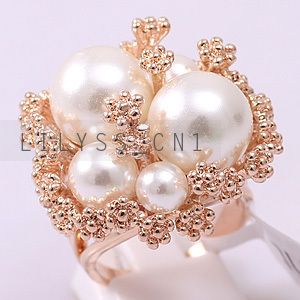 White Pearl Ring 18K GP use Swarovski Crystal 256RR  