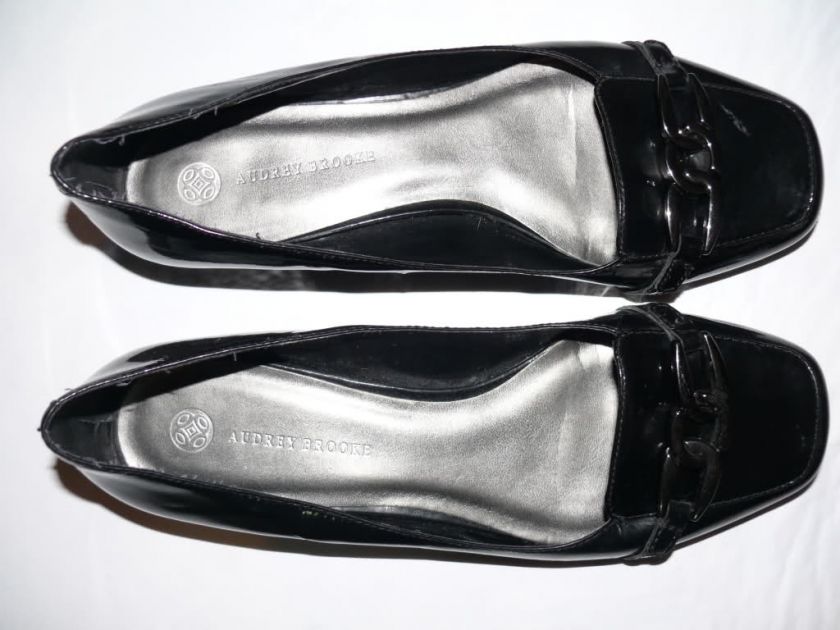 AUDREY BROOKE WOMENS SZ 9.5 M BLACK PATENT LEATHER FLATS  