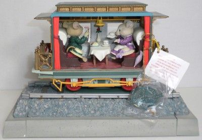 EM06  ENESCO RAILWAY ROMAMCE DELUXE ACTION MUSICAL  