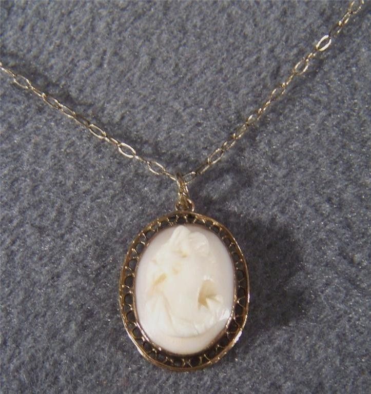 ANTIQUE YELLOW GOLD FANCY CAMEO CHARM PENDANT NECKLACE  