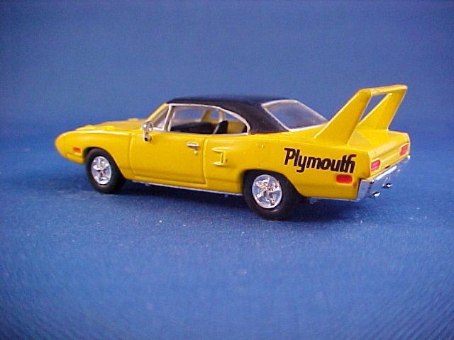   Charger Hemi SUPERBIRD collector car w/emblem/stand  brand new 70