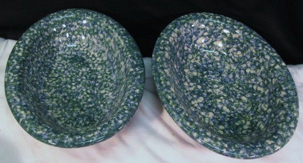 HENN POTTERY BLUE GREEN SPONGEWARE~OVAL VEGETABLE BOWL  