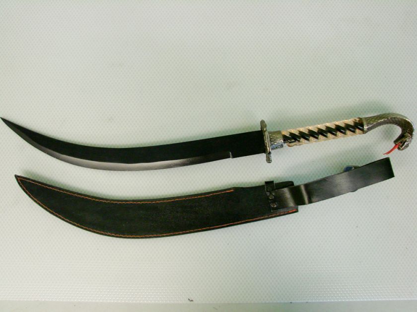 description black bladed cobra scimitar w case sharp and sturdy great 