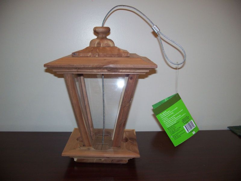 CEDAR WOOD LANTERN BIRD FEEDER HOLDS 4# SEED 14 NEW  