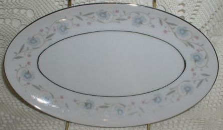 English Garden 1221 Fine China Japan Relish Plate / Gravy Boat 