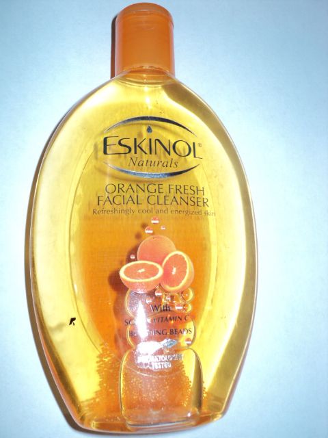 Eskinol Naturals Orange fresh Facial Cleanser 225 ml  