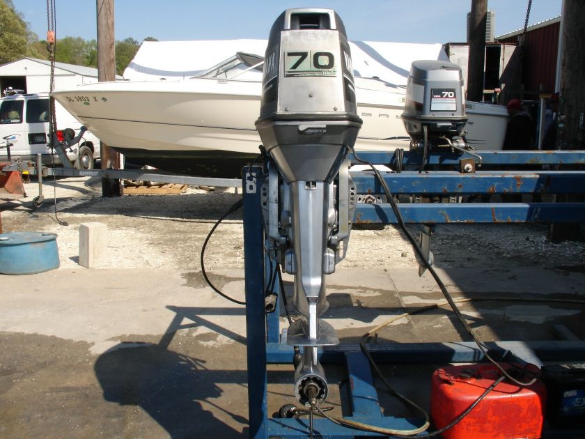   70 HP 2 STROKE OUTBOARD MOTOR 20 SHAFT USED ENGINE RUNS GOOD  