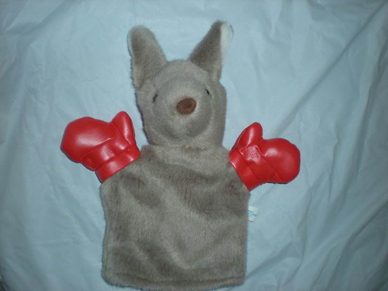 AUSTRALIA SOUVENIRS KANGAROO BOXING GLOVES PUPPET CUTE  